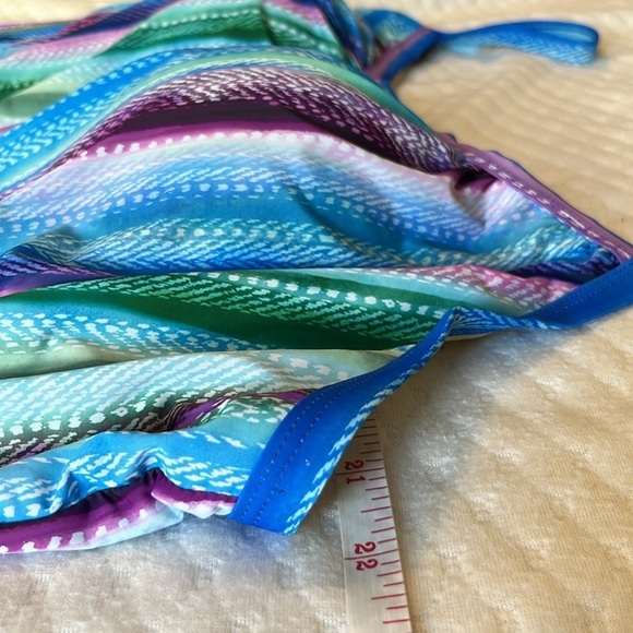 Swimsuits for All Lightweight Scoop Neck Striped Blouson Tankini Top - Picture 12 of 13